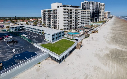 Ocean Breeze Resort 106 5