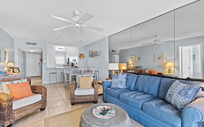 Sea Coast Gardens III 513 6