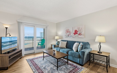 Sea Coast Gardens II 316