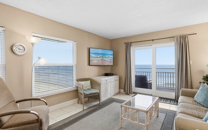 Sea Coast Gardens II 301