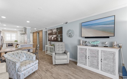 Sea Coast Gardens II 109 8