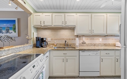 Sea Coast Gardens III 514 10