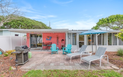 Mid-Century Beach House 4