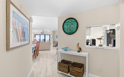 Seascape Towers 624 6