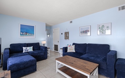 Sea Coast Gardens III 215 7