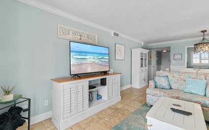 Sea Coast Gardens II 401 10