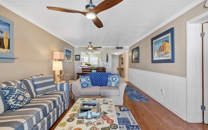 Sea Coast Gardens III 514 7