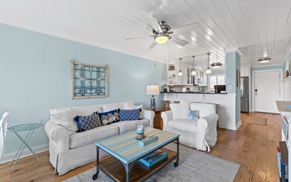 Sea Coast Gardens II 513 10