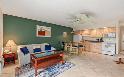 Mariner's Cove 405 6