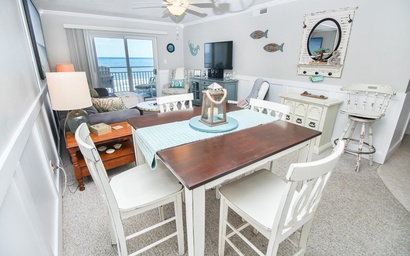 Sea Coast Gardens II 405 10