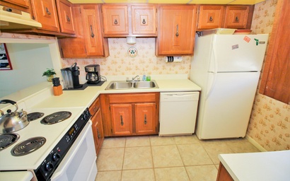 Sea Coast Gardens III 303 10