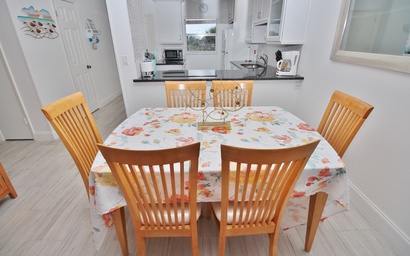 Sea Coast Gardens III 302 8