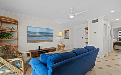 Colony Beach Club 225 7