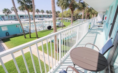 Coronado Arms Condominiums B-18 3