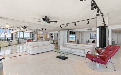 Sherwin Condominium 1801 8