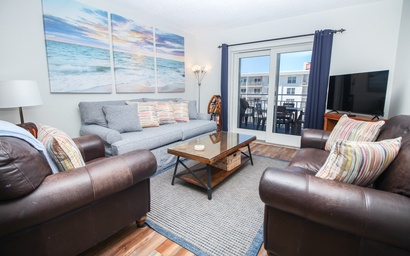 Sea Coast Gardens III 409 7