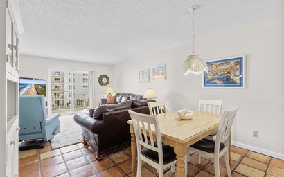 Sea Coast Gardens II 307 10