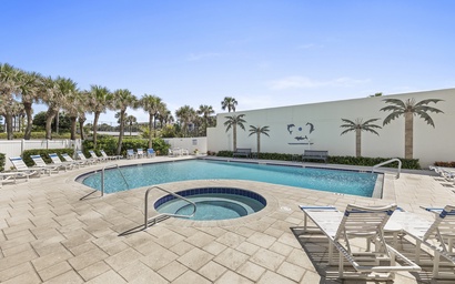 Seascape Towers 524 4