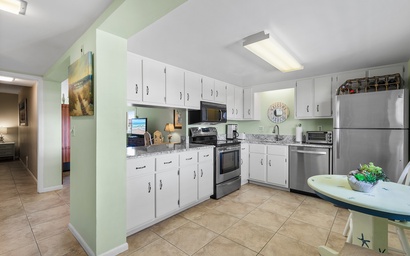 Chateau by the Sea 34B 7