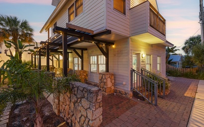 Lofty Suites