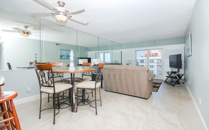 Sea Coast Gardens III 507 9