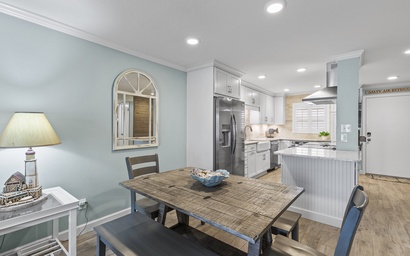 Sea Coast Gardens II 109 10