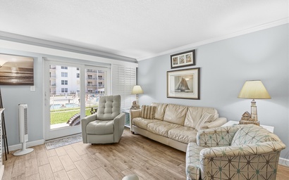 Sea Coast Gardens II 109