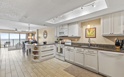 Ponce de Leon Towers 803 7