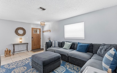 Aqua Beach Bungalow 7