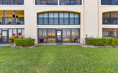 Bouchelle Island 102 7