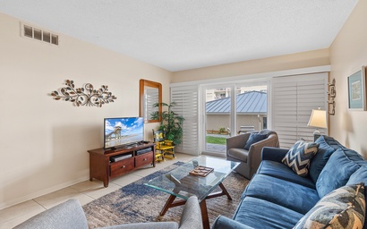 Sea Coast Gardens III 112 9