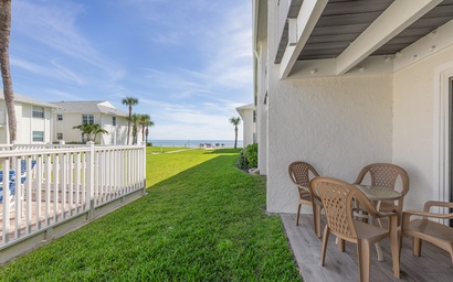 Colony Beach Club 120 2