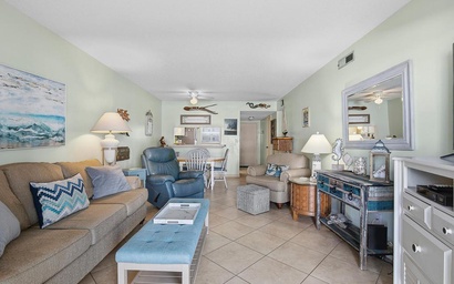 Sea Coast Gardens III 108 10