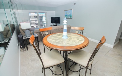 Sea Coast Gardens III 507 8