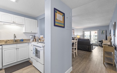 Sea Coast Gardens III 509 8