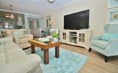 Sea Coast Gardens III 105 7