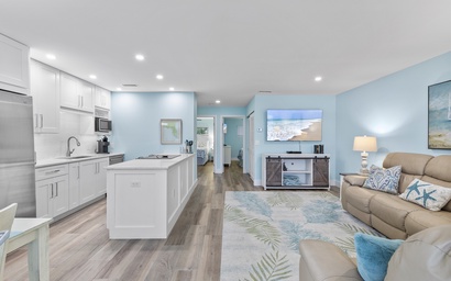 Coronado Arms Condominiums B-18 8