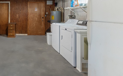 Decked Out House On Hill St 5