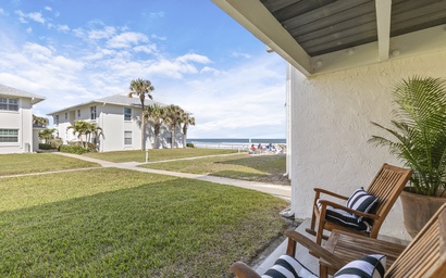 Colony Beach Club 122 2