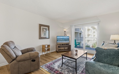 Sea Coast Gardens II 316 7