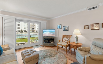 Sea Coast Gardens II 108 6