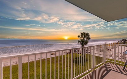 Smyrna Beach Club 218B 2
