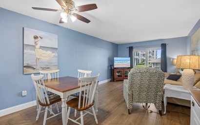 Sea Coast Gardens II 117 8