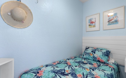 Sea Coast Gardens III 215 10