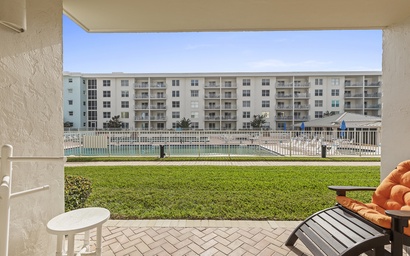 Sea Coast Gardens II 109 2