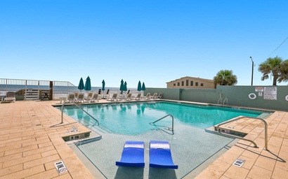 Daytona Beach Club 611 4