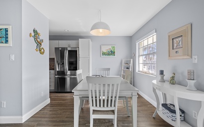 Colony Beach Club 237 8