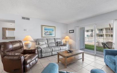Colony Beach Club 120