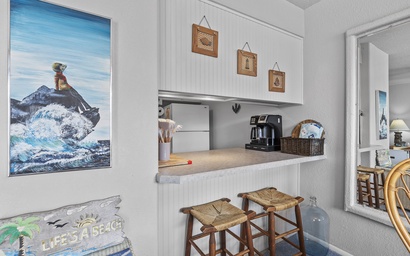 Colony Beach Club 209 10