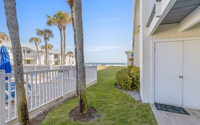 Colony Beach Club 147 2